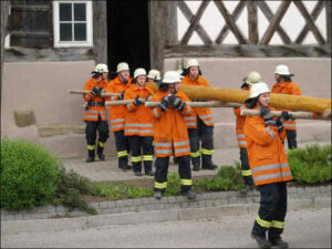 Bildergalerie Maibaumstellen 2009 (16)