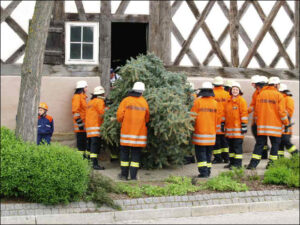 Bildergalerie Maibaumstellen 2009 (7)