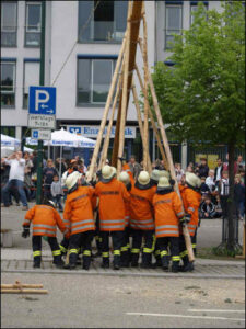 Bildergalerie Maibaumstellen 2009 (71)