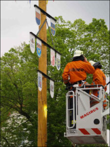 Bildergalerie Maibaumstellen 2009 (99)